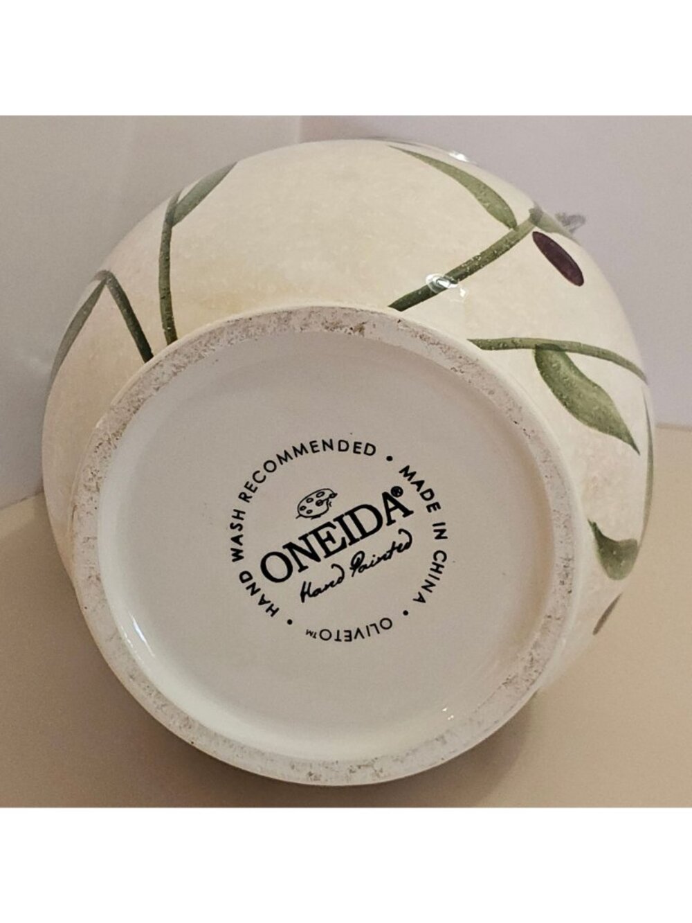 Oneida Oliveto Medium Canister 8" handpainted stoneware Italian inspired olive g - Picture 3 of 8